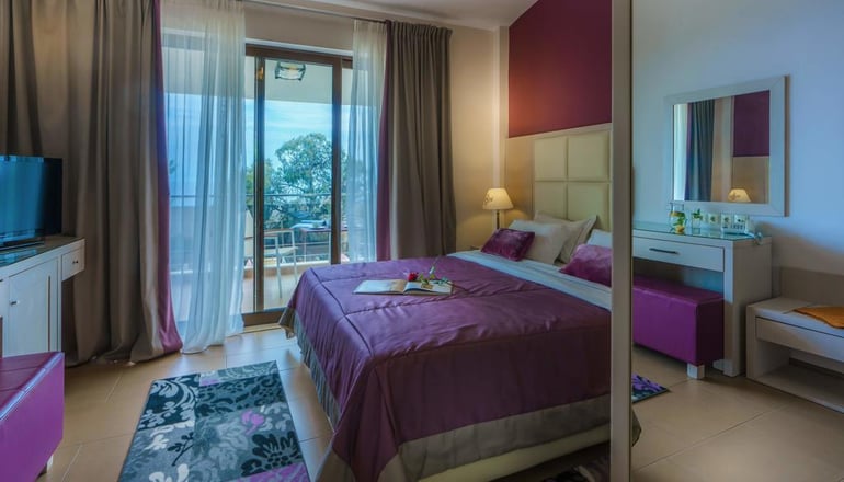 5* Rahoni Cronwell Park Hotel Adults Only